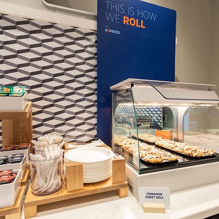 Holiday Inn Express & Suites- Sugar Land Se - Missouri City By Ihg Ngoại thất bức ảnh