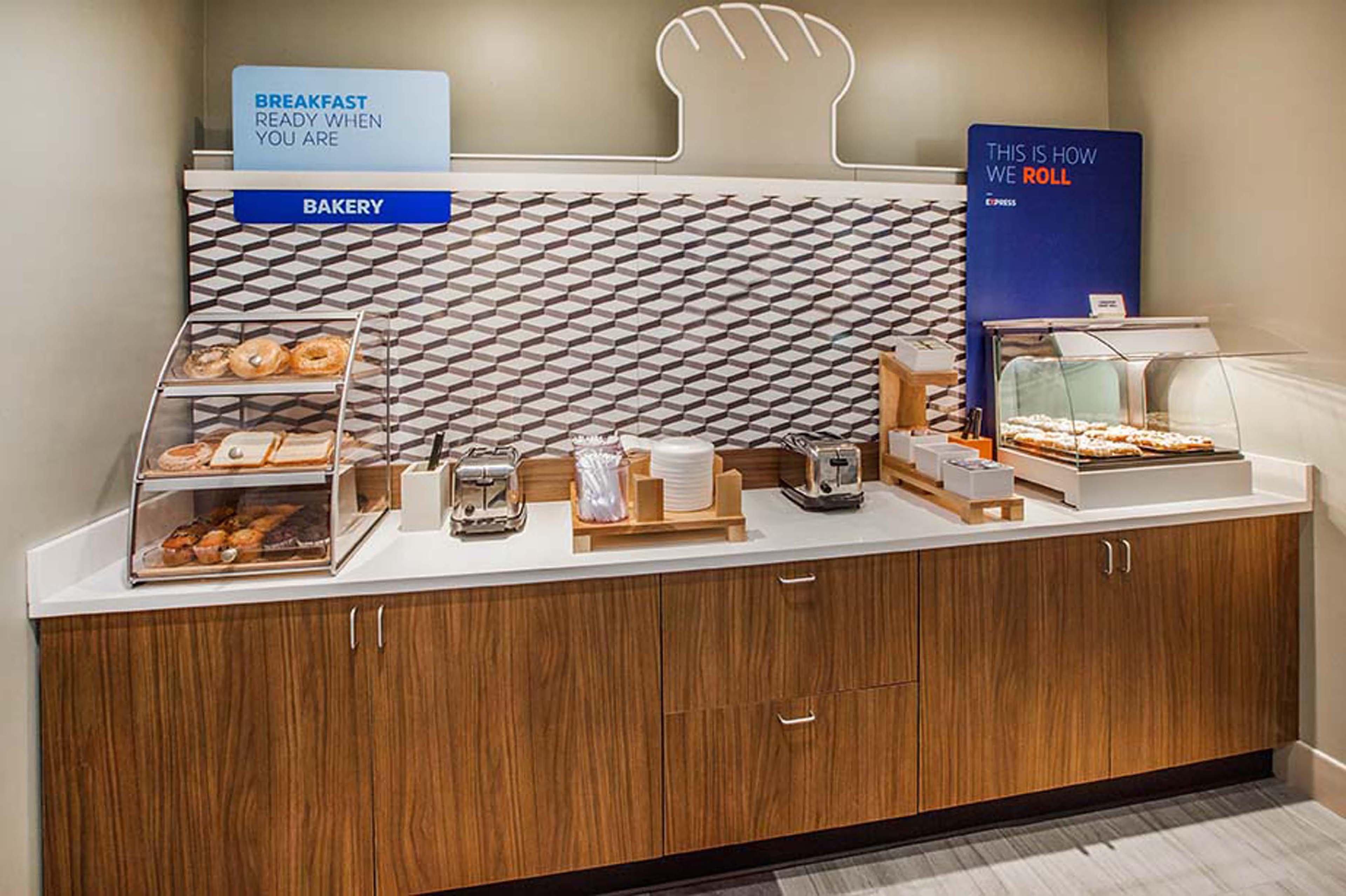 Holiday Inn Express & Suites- Sugar Land Se - Missouri City By Ihg Ngoại thất bức ảnh